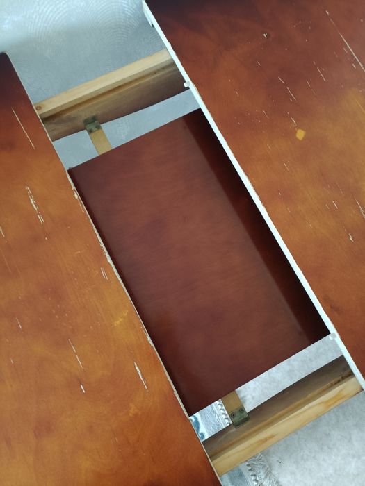 Продам раздвижной деревянный стол