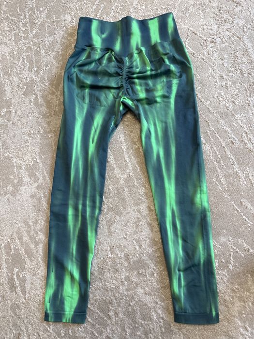 Продам спортивные лосины