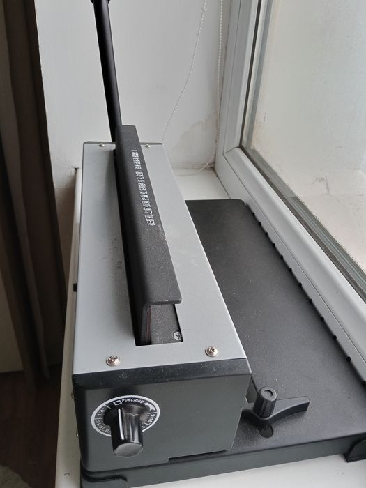 Продам цветной принтер L8050 epson