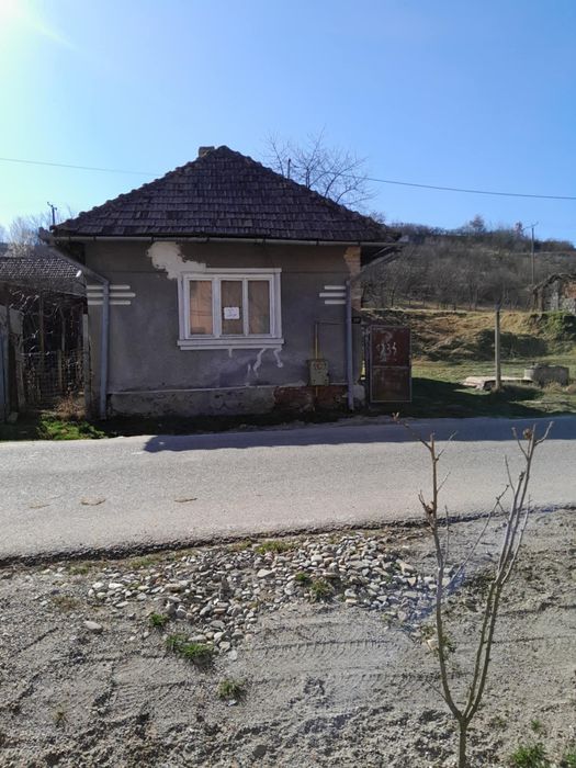 Casă de vânzare + teren generos – Valea Lungă, județul Alba
