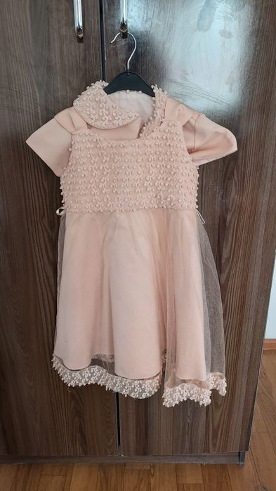 Платье на девочку