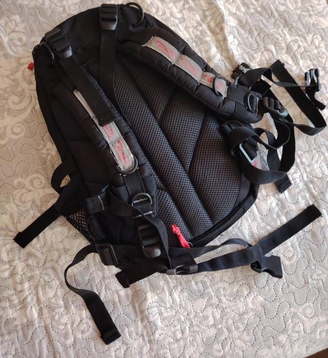 Детска раница с цип.