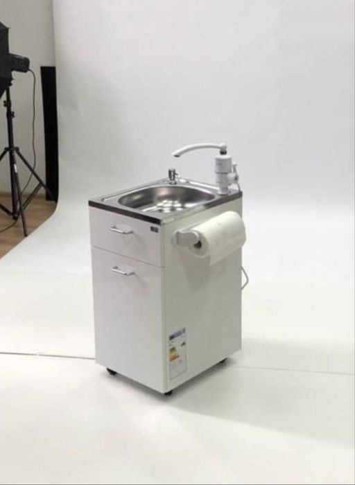 Chiuvetă Mobilă cu Roți