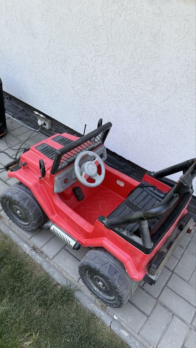 Jeep cu telecomanda, 2 persoane