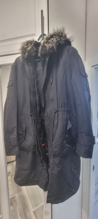 Продам зимнюю куртку
