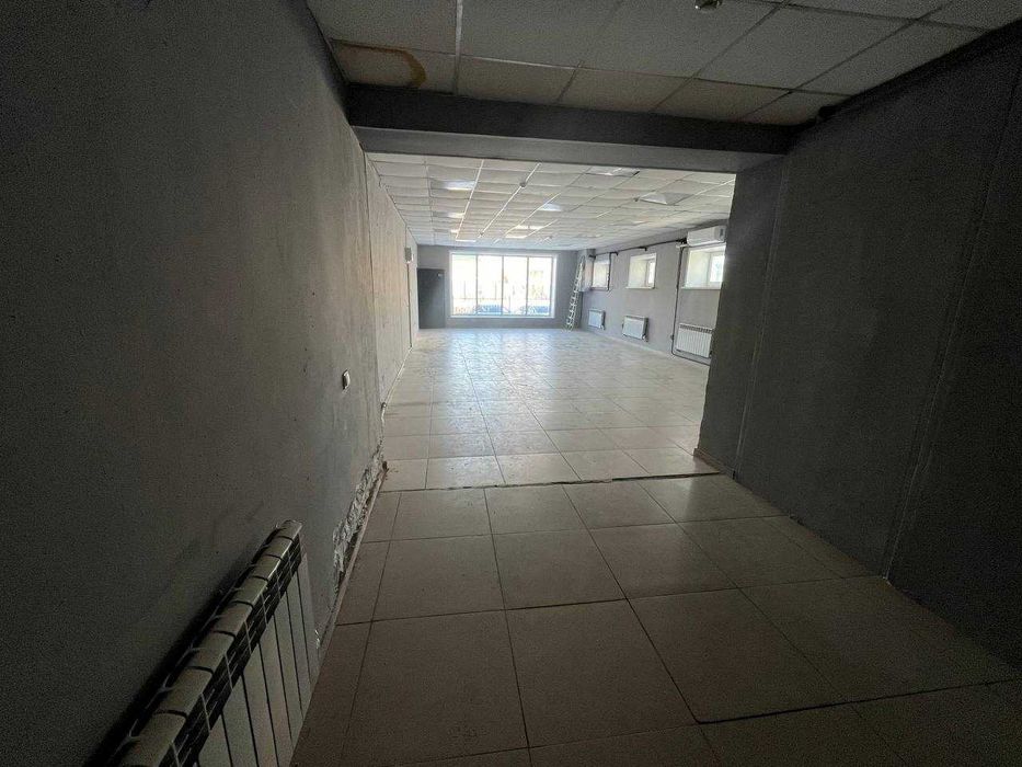 Продам ком. помещение в центре