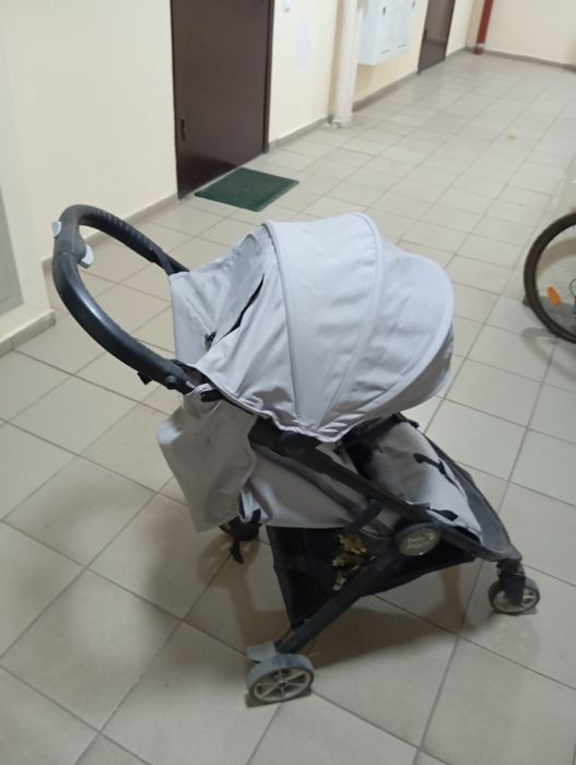 Продам коляску прогулочная