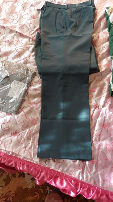 Продам брюки, рубашки военные новые