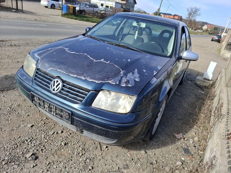 Elemente Caroserie VW Bora Sedan 1.6i-16v AZD An 2003