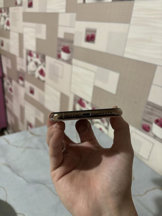 Айфон 11 про 64 гиг