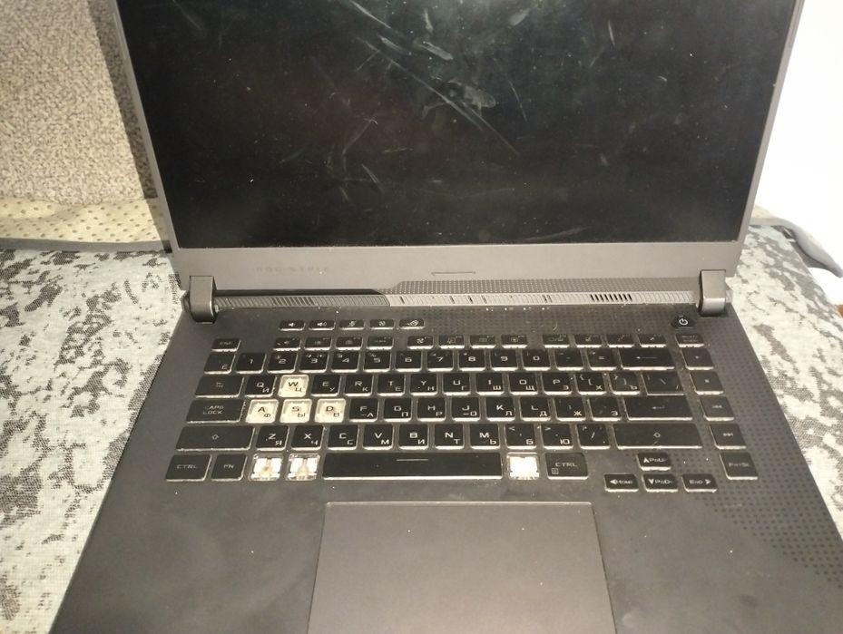 Ноутбук asus rog strix G513