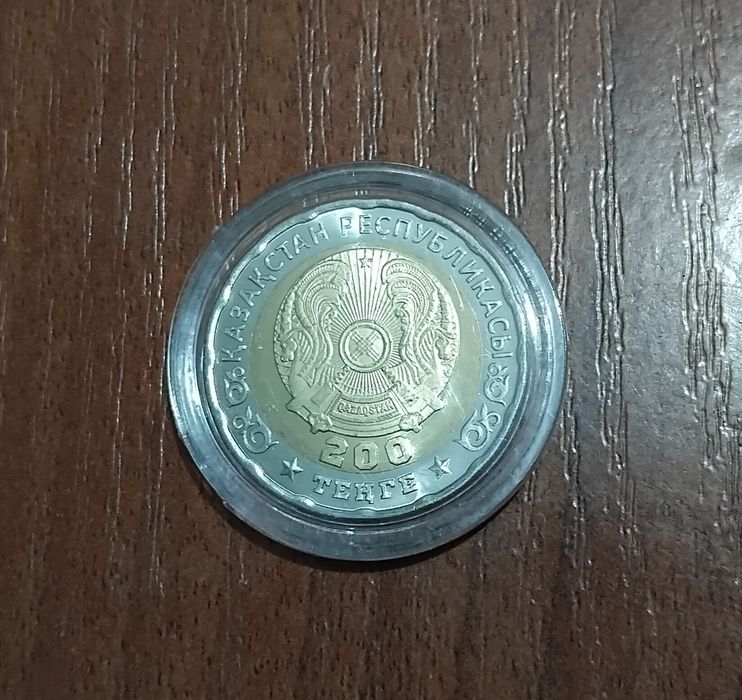 Продам Монету за 2000тг. Район Бурова