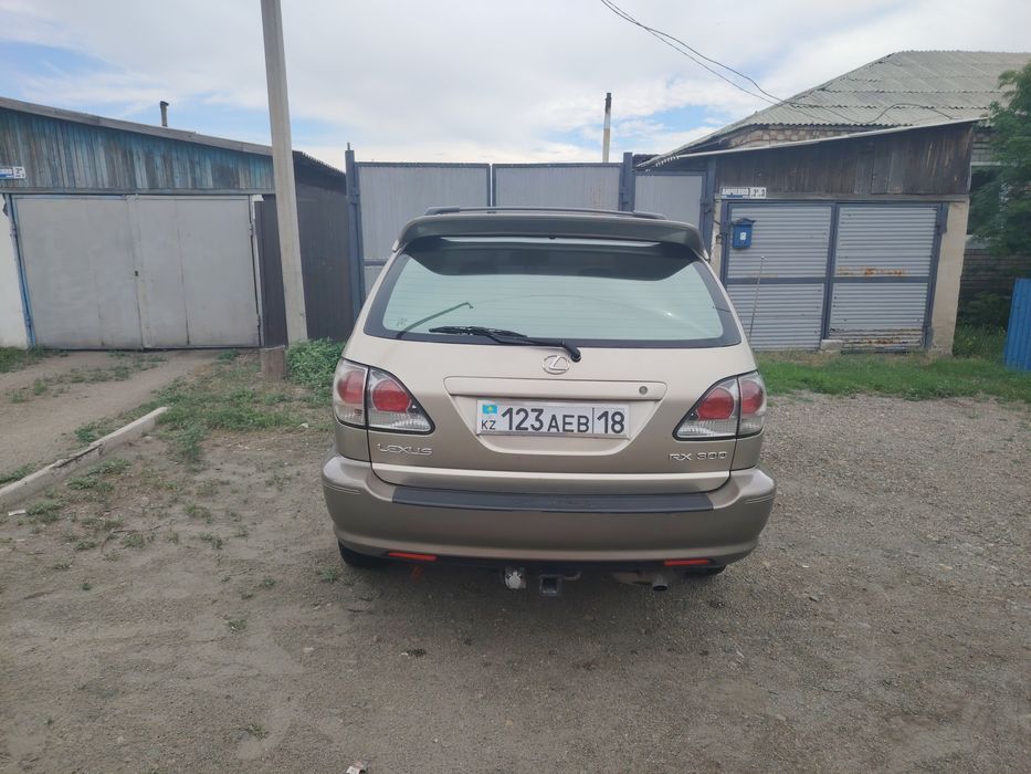 Продам Лексус рх 300