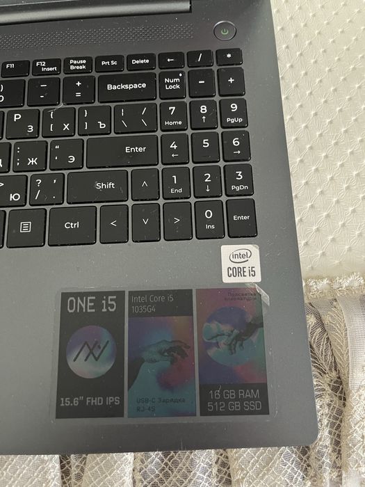 Ноутбук machcreator one i5