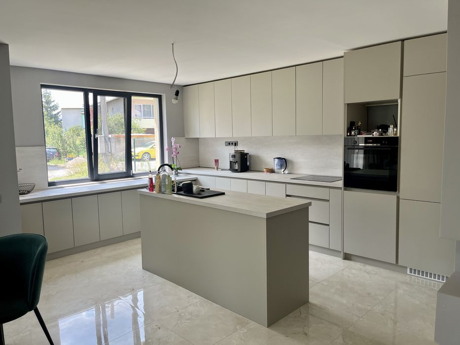 Продава се Къща в Перник, Мошино - 208 кв.м за 1924 €/кв.м - Снимка #9