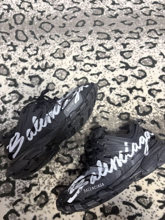 balenciaga track full black grafity