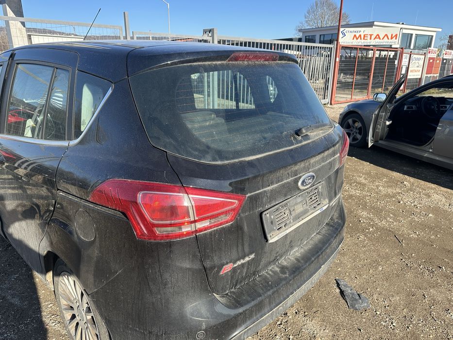 Задна броня комплект за Форд B max!!!