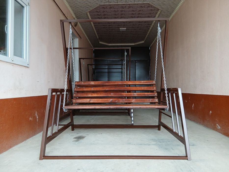 Качеля.    садовая