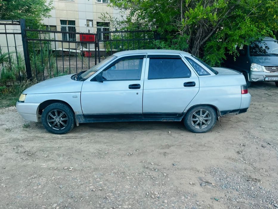 Продается машина ваз 2110
