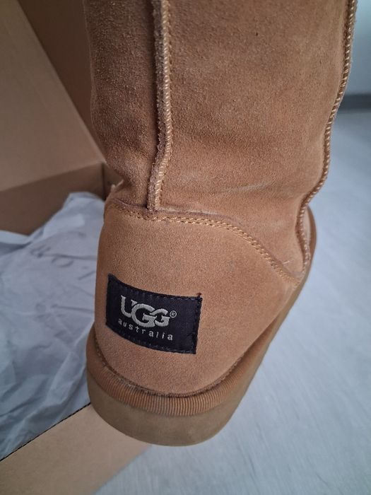 Vand UGG Australia  nr 35 dama