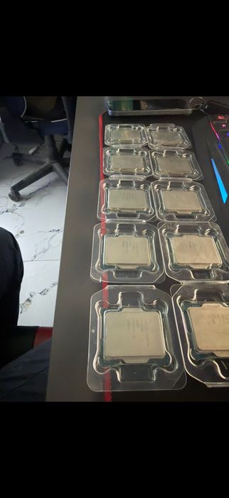 Процессор intel i5 12400f, i3 12100f