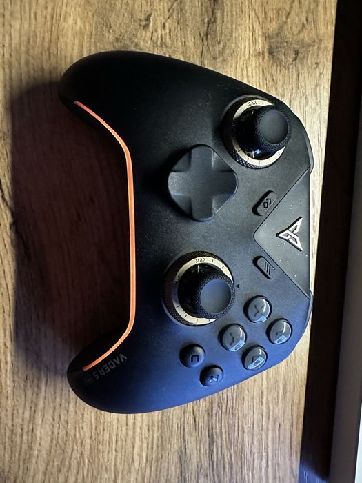 Геймпад Flydigi Vader 5 Pro