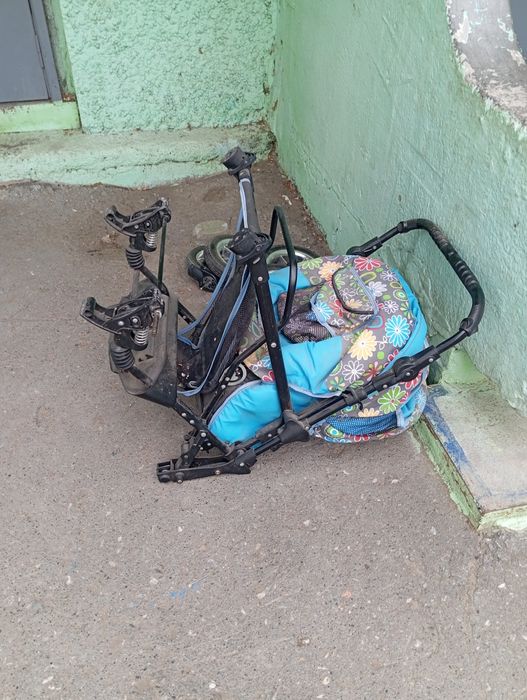 Продам коляску. Б/у.