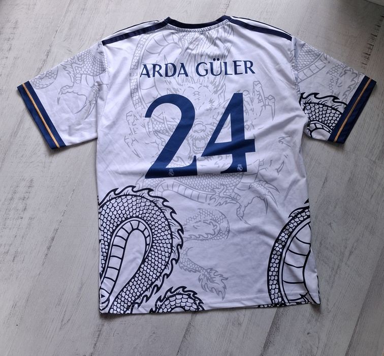 Tricou fotbal cu arda guller