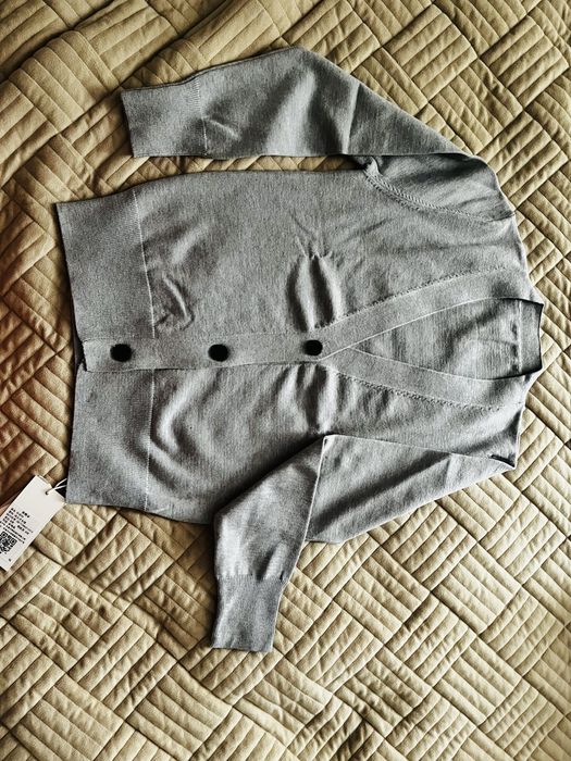 Продам серую кофту