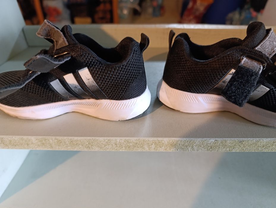 Adidași copii  mărimea 26