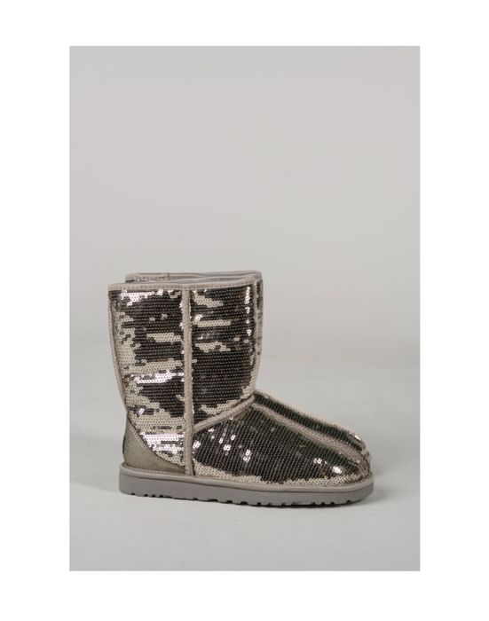 Абсолютно новые оригинальные угги