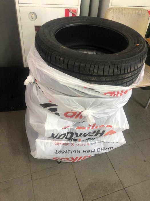 Шины KUMHO 215/55/R17 новые (комплект из 4 шт.)