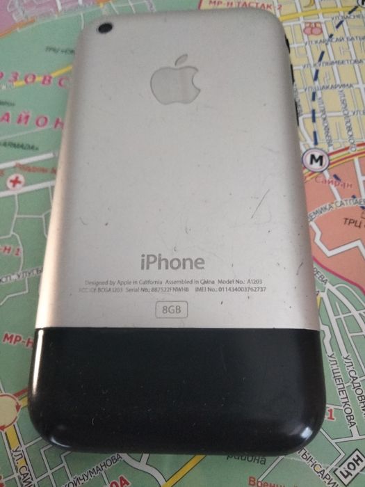 iPhone Model A 1203 8 GB  для коллекционеров