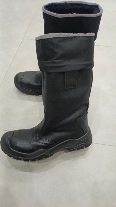 Продам сапоги кожанный