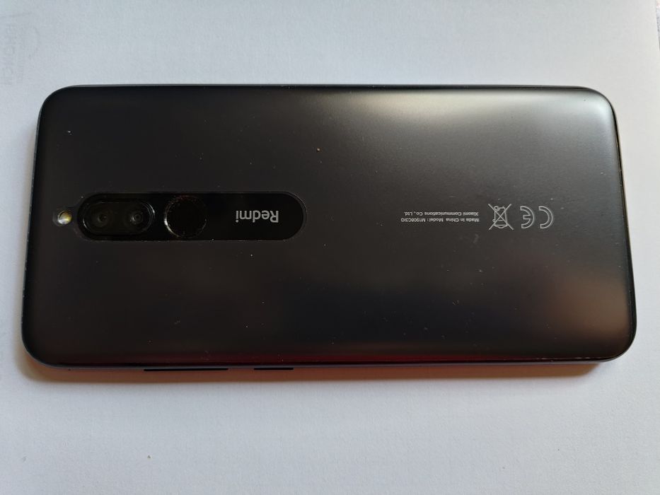 Продаётся смартфон Redmi 8