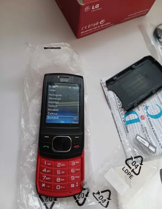 Telefon LG GU230, nefolosit ,full box , complet, pentru colectie sau pentru folosinta