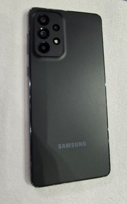 Самсунг А73 8.256