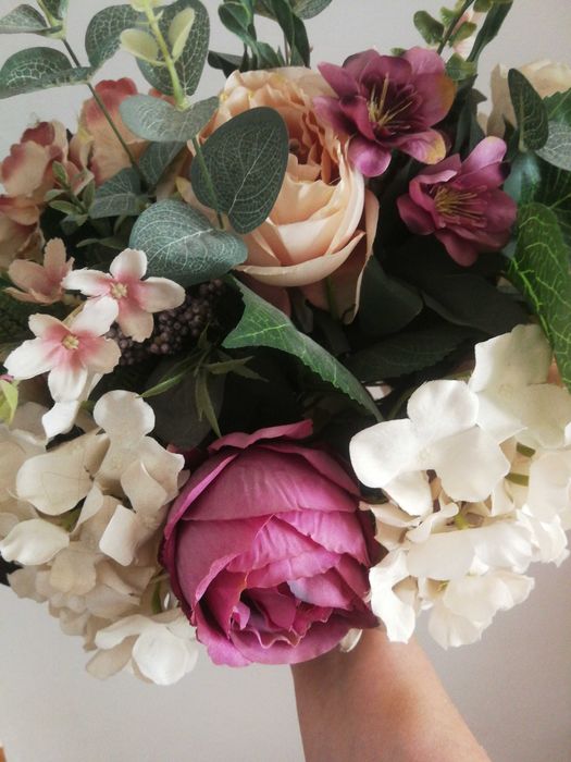 Flori artificiale pentru evenimente