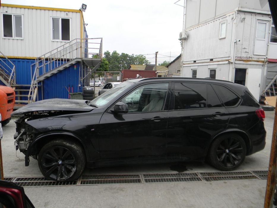 Dezmembrari  BMW X5 (F15, F85)  2013  > 0000 xDrive 25 d Motorina