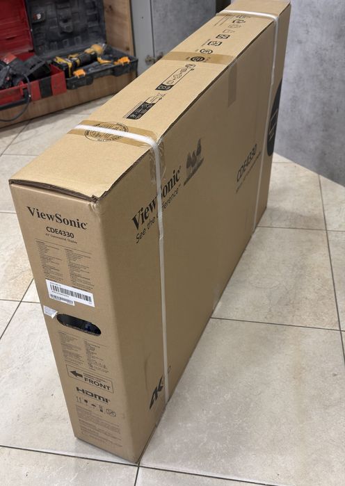 Презентационен дисплей ViewSonic 43" CDE4330 4K
