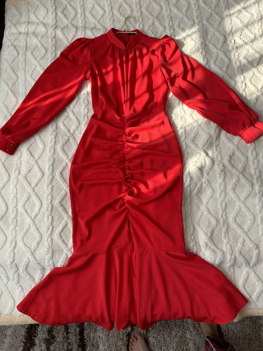 Продам платье вечерный