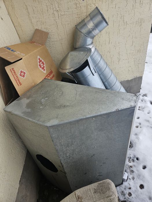 Вытяжка, без улитки.