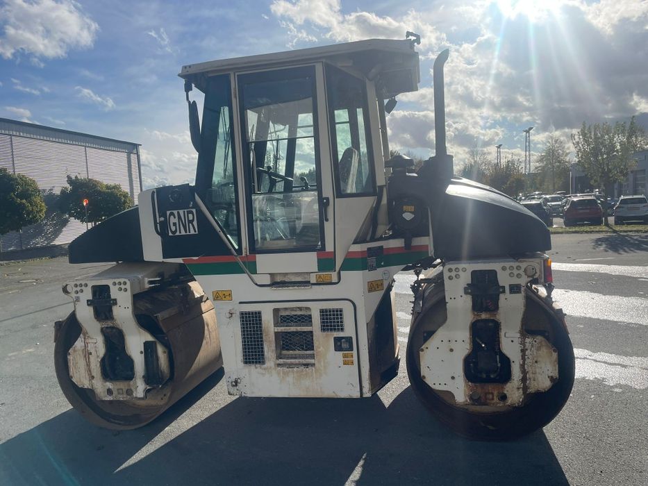 Cilindru DYNAPAC  CG333HF