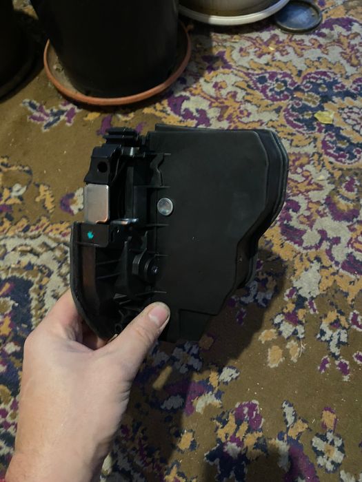 Брава за врата BMW F30