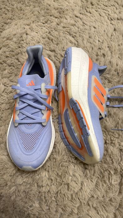 Adidasi adidas ultraboost nr 42.5