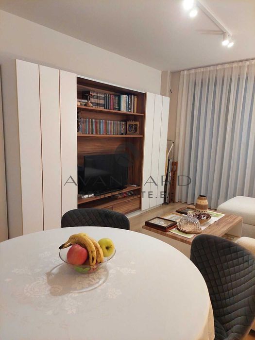 Продава се Двустаен апартамент в Пловдив, Център - 75 кв.м за 1387 €/кв.м - Снимка #1