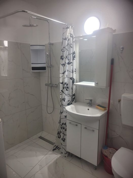 Închiriez apartament 1 camera