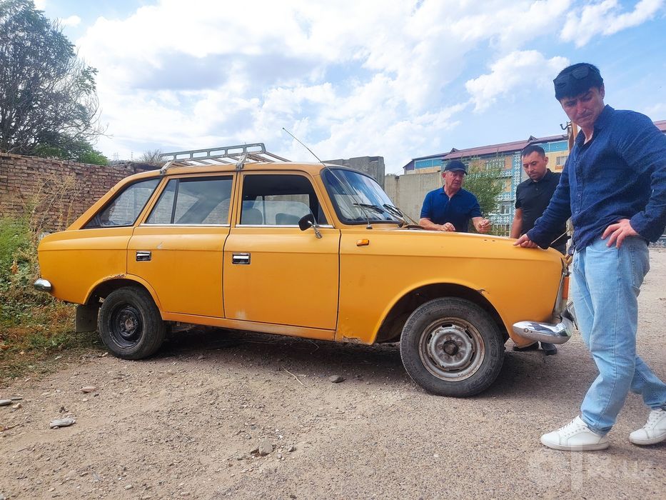 Продам Москвич Комби.