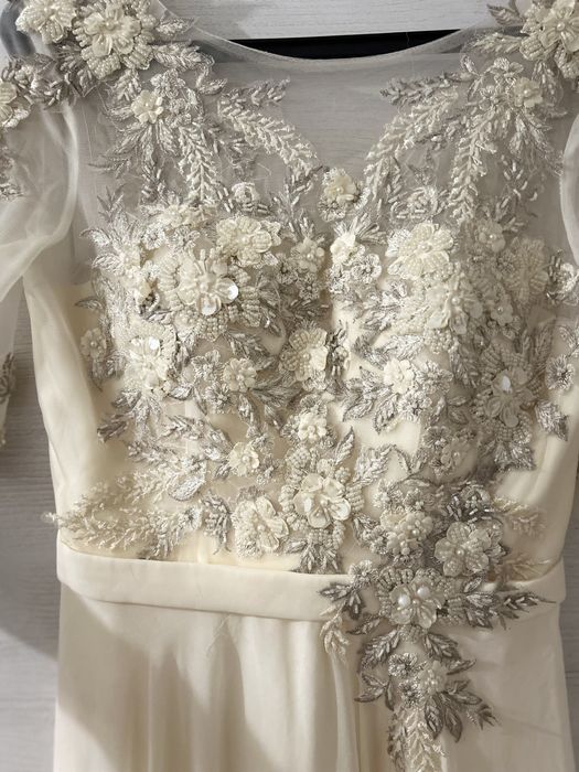 Продам платье р 44-46