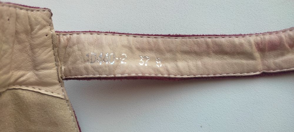 Бордовые босоножки